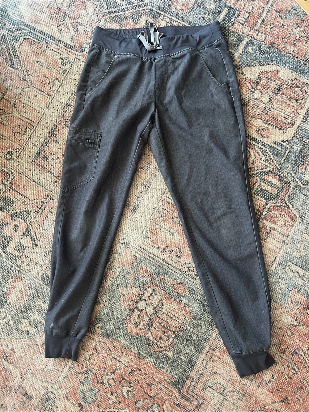Figs Women’s Zamora Charcoal Drawstring Joggers Small